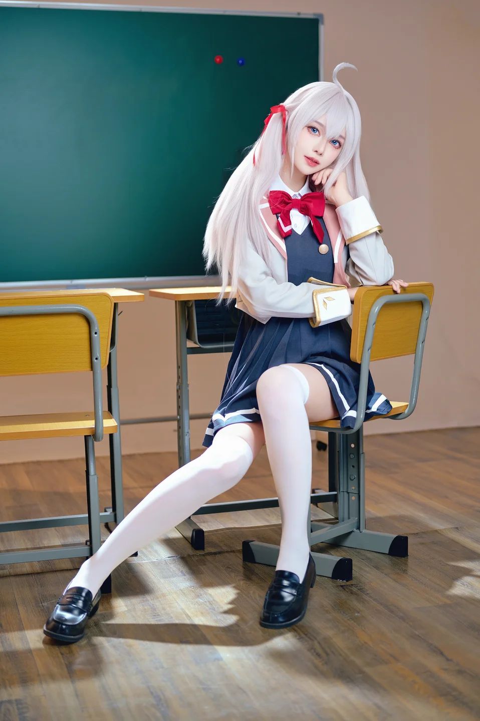 Shika小鹿鹿 - 邻座艾莉同学 [38P,2V-369MB] tg@simisebaisi 【丝足阁】008.webp